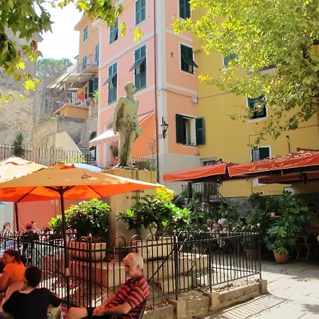 Charming In 43 M² With Parking Apartment *