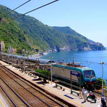 Charming In 43 M² With Parking * Corniglia