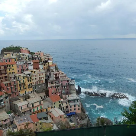 Charming In 43 M² With Parking * Corniglia